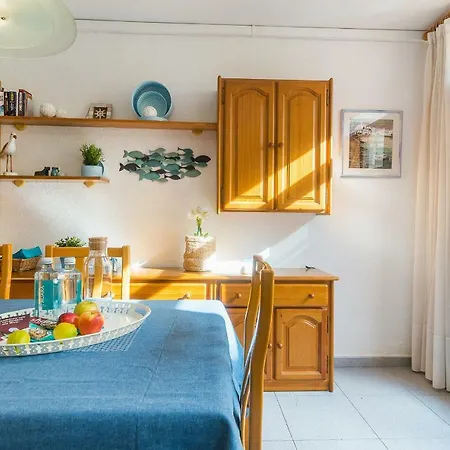 Mediterranean Beach Town House Ii * 滨海比拉萨尔