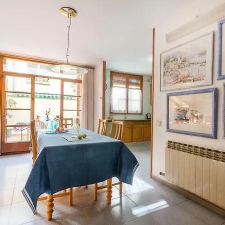 Mediterranean Beach Town House Ii * 滨海比拉萨尔